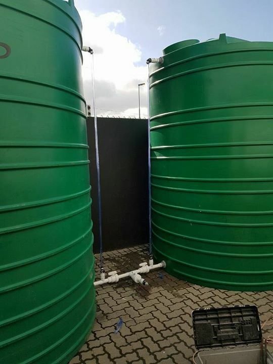 غسيل وتصليح خزانات المياه